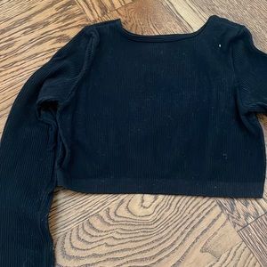 black cropped long sleeve